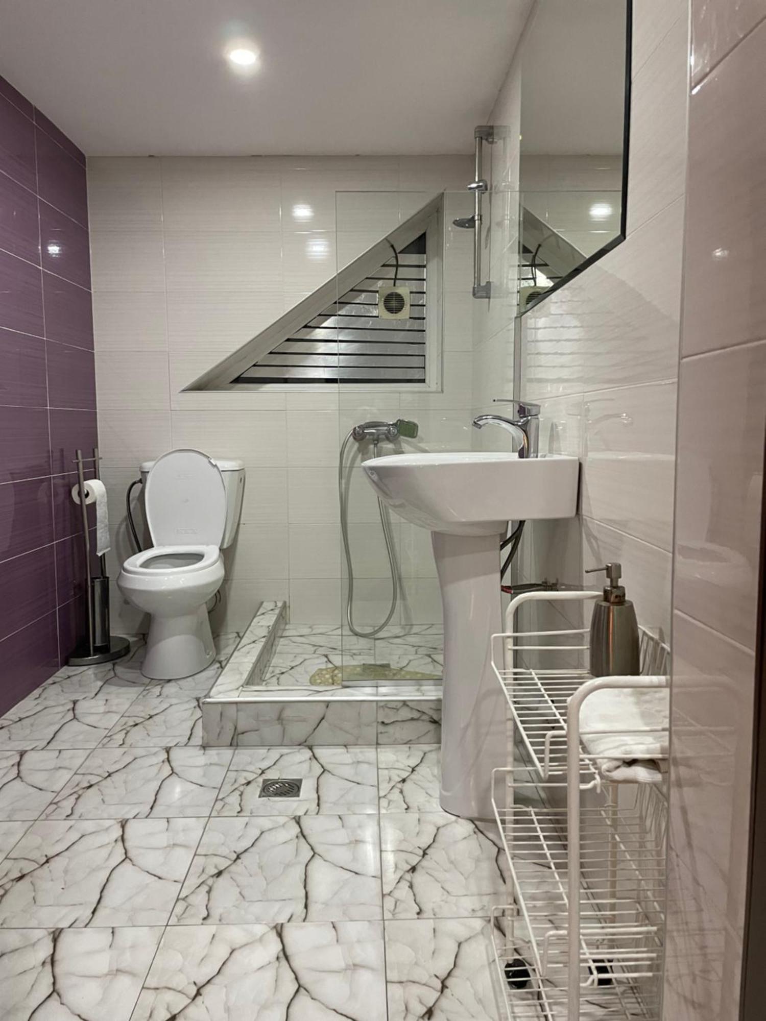 New Hotel Tbilisi Buitenkant foto